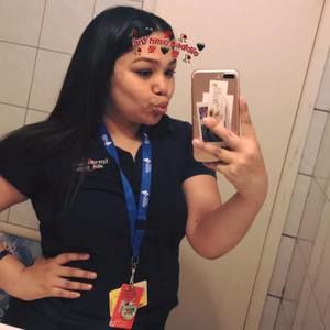 Meet your Posher, Itzel